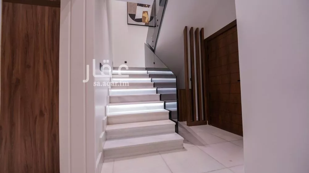 5 bedroom floor in Al Zahra 6
