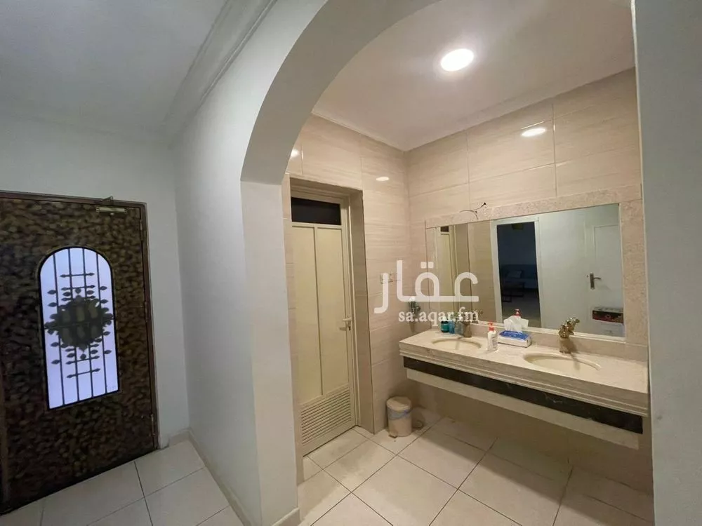 12 bedroom building in Al Jamiyin, Eastern Province 8