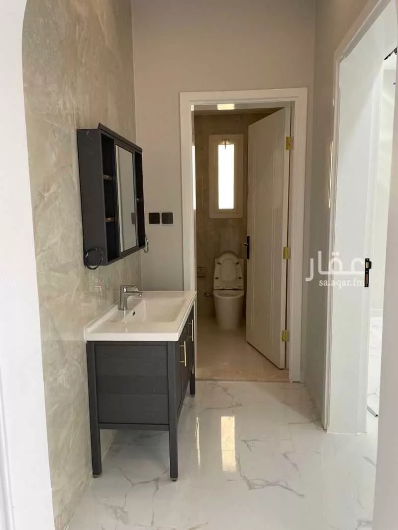 4 bedroom apartment in Mudhainib, Madinah 6