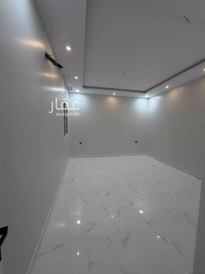 4 bedroom apartment in Mudhainib, Madinah 13