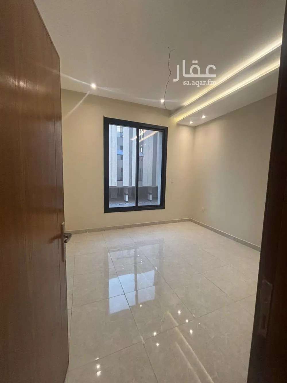 5 bedroom apartment in Al Marwa 12