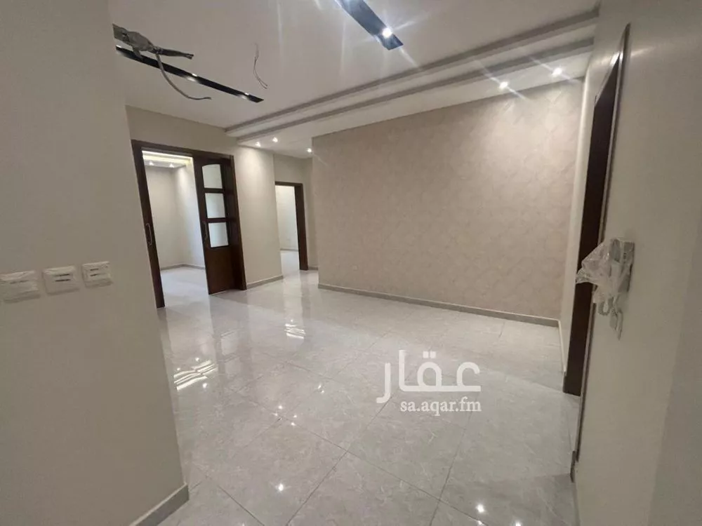 5 bedroom apartment in Al Marwa 3