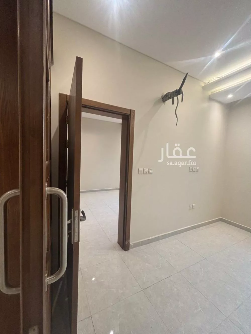 5 bedroom apartment in Al Marwa 9