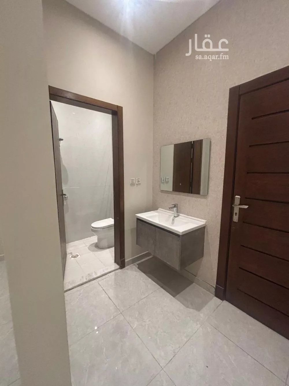 5 bedroom apartment in Al Marwa 10