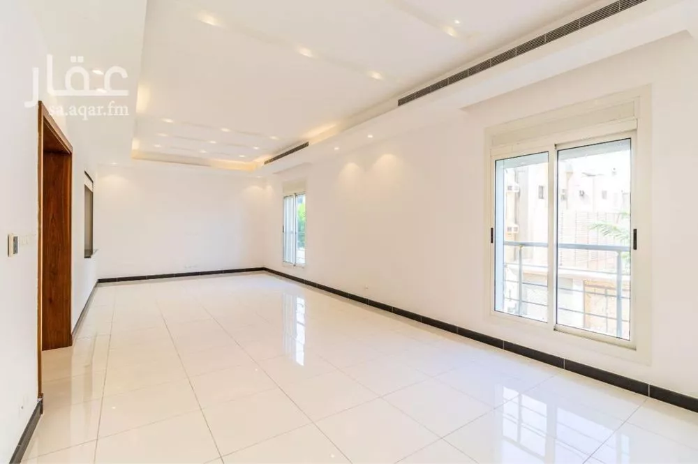 3 bedroom apartment in Al Bawadi 12