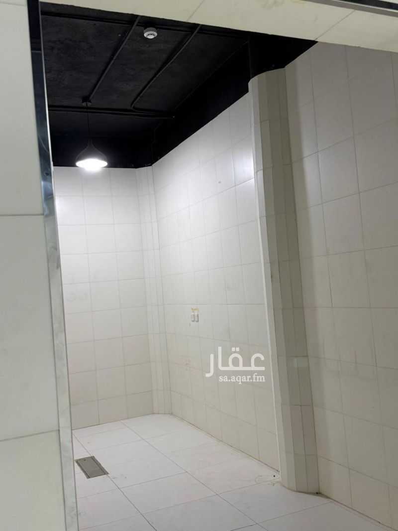 7 bedroom building in An Nadhim, Riyadh 5