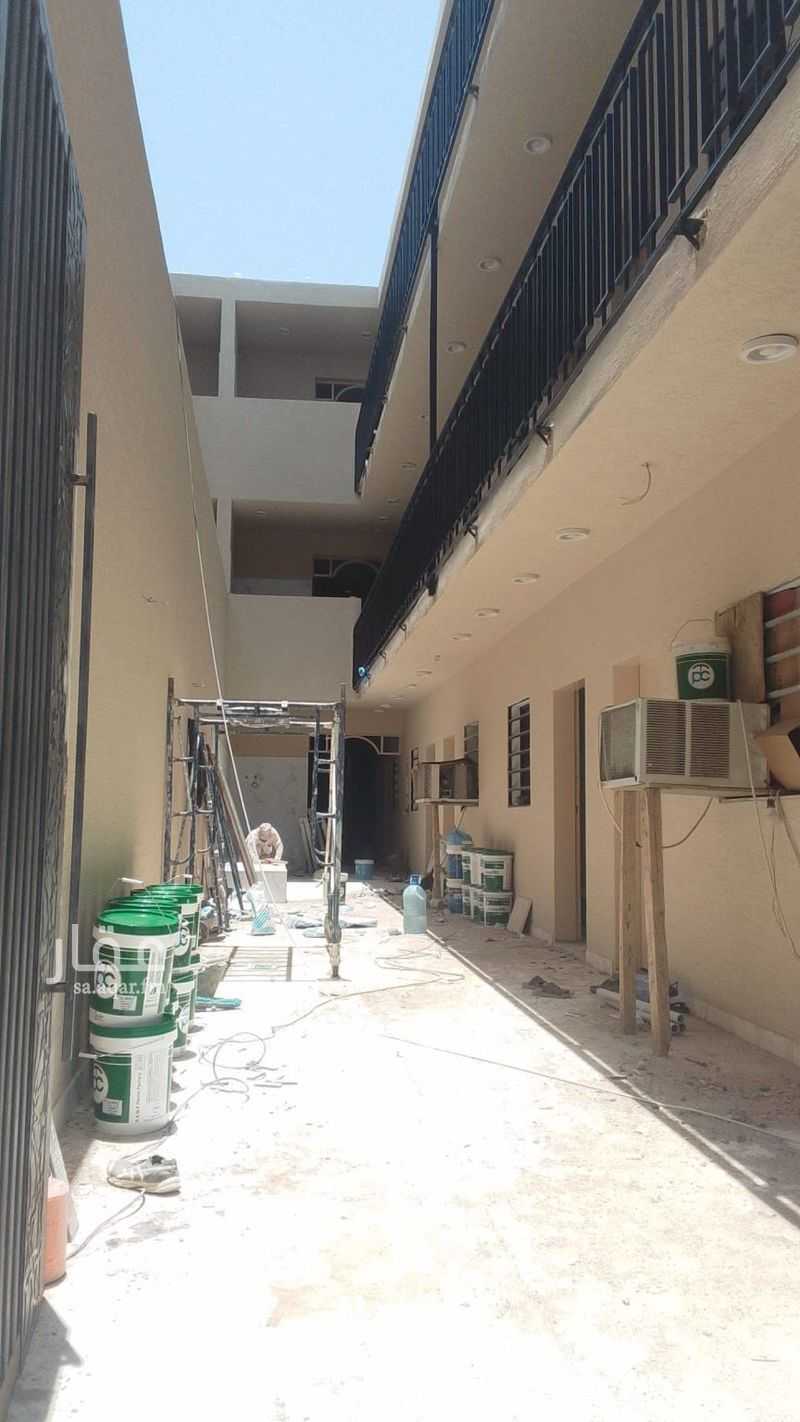 building in Al Misfat, Riyadh 3