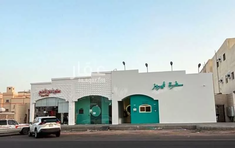 13 bedroom building in Al Aziziyah, Madinah
