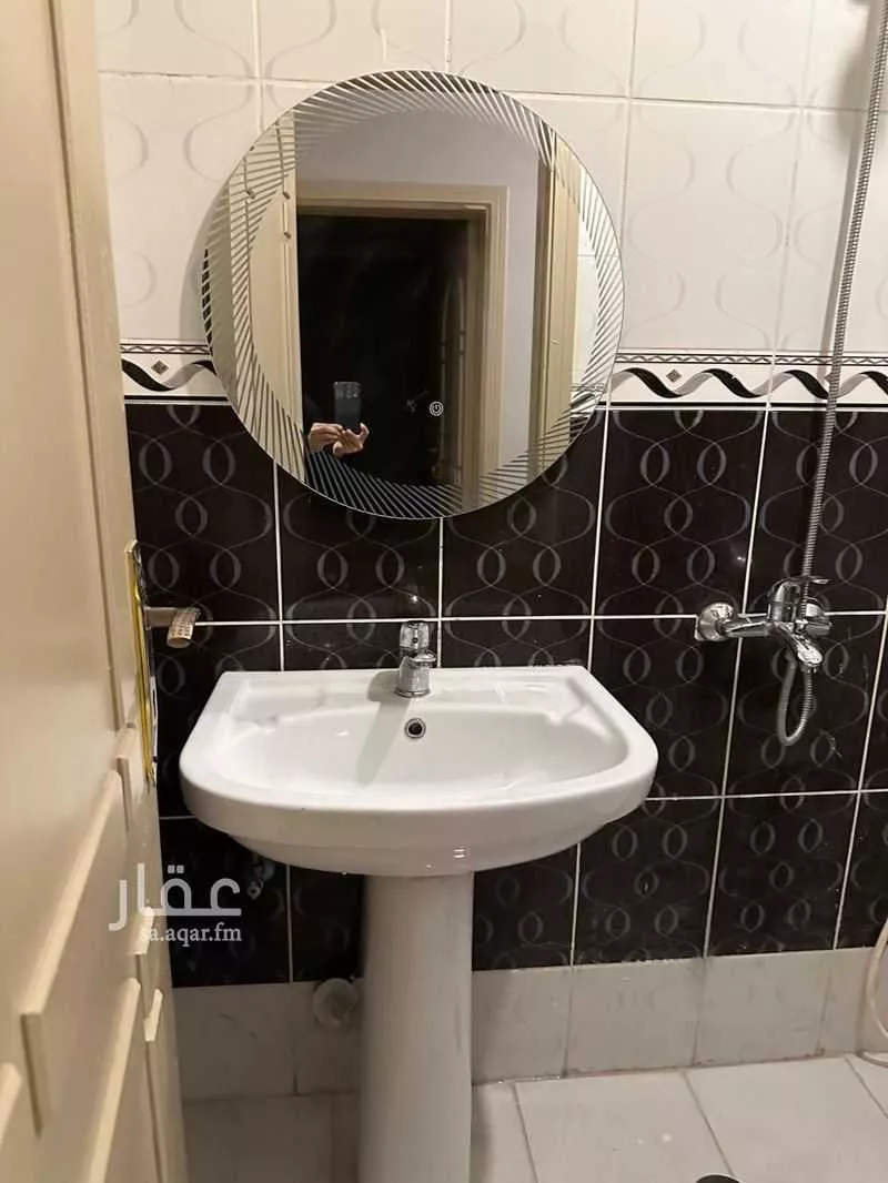 3 bedroom apartment in Al Wahah 5