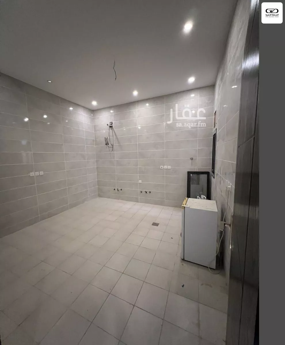 3 bedroom floor in Az Zomorod 13