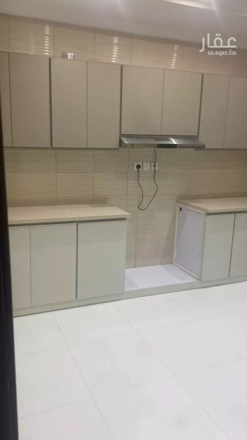 6 bedroom apartment in Al Salamah 16
