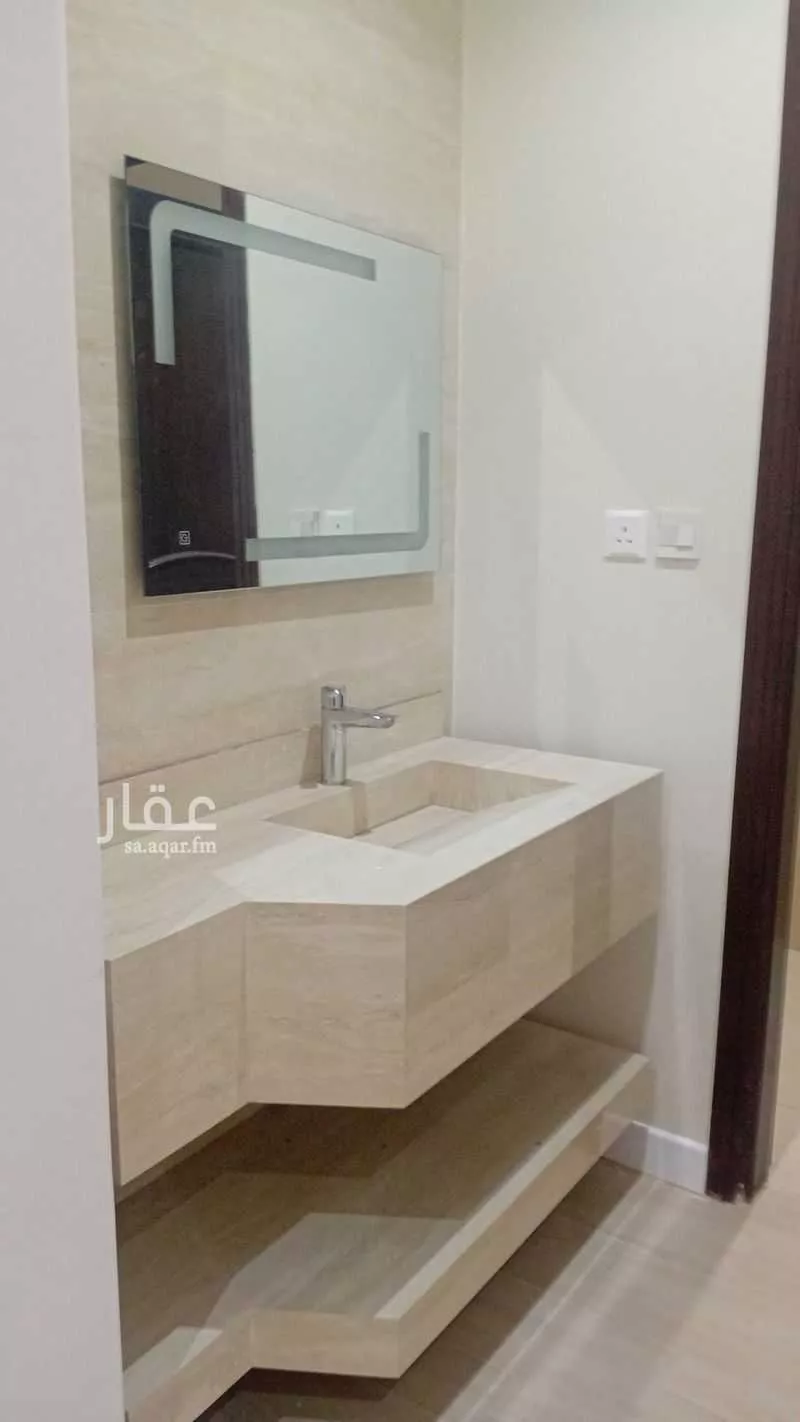 6 bedroom apartment in Al Salamah 4