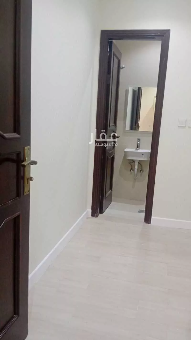 6 bedroom apartment in Al Salamah 6
