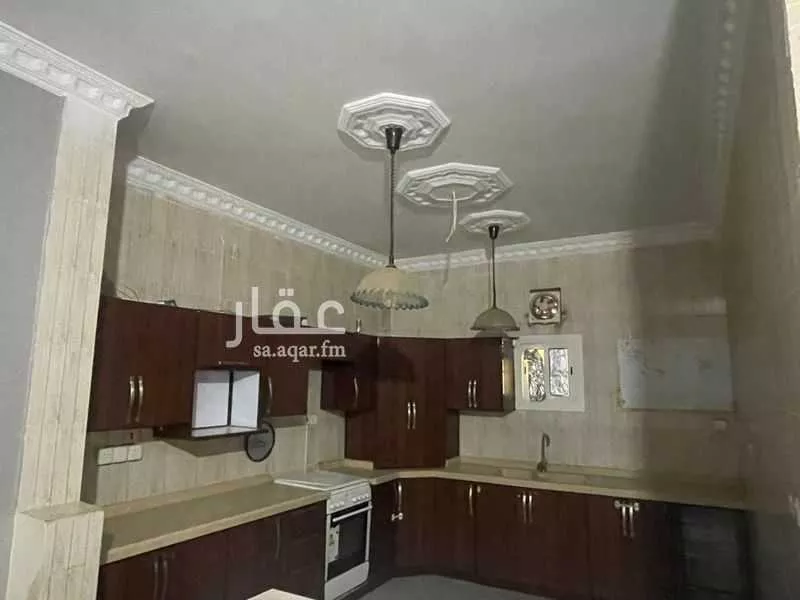 شقة 3 غرف في طيبة 7