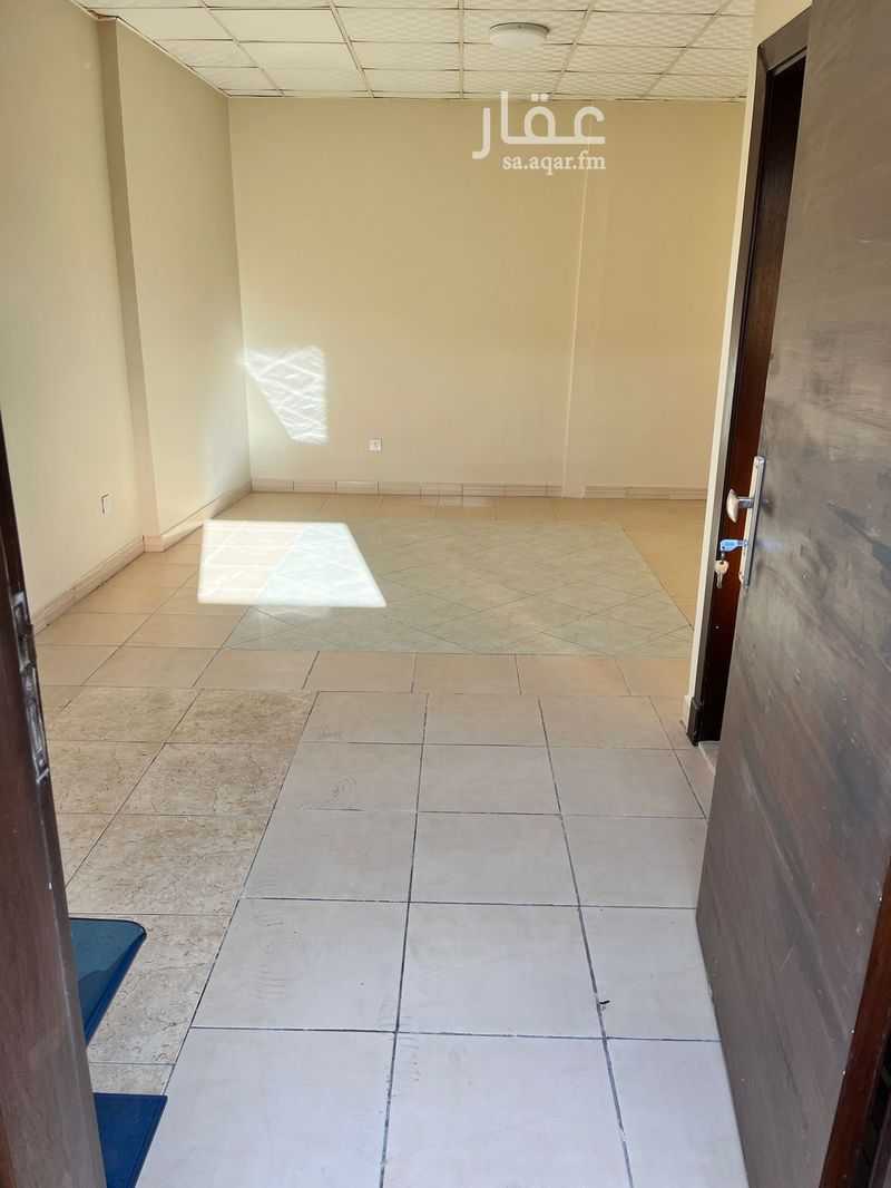 1 bedroom apartment in Al Hamra, Jeddah 3
