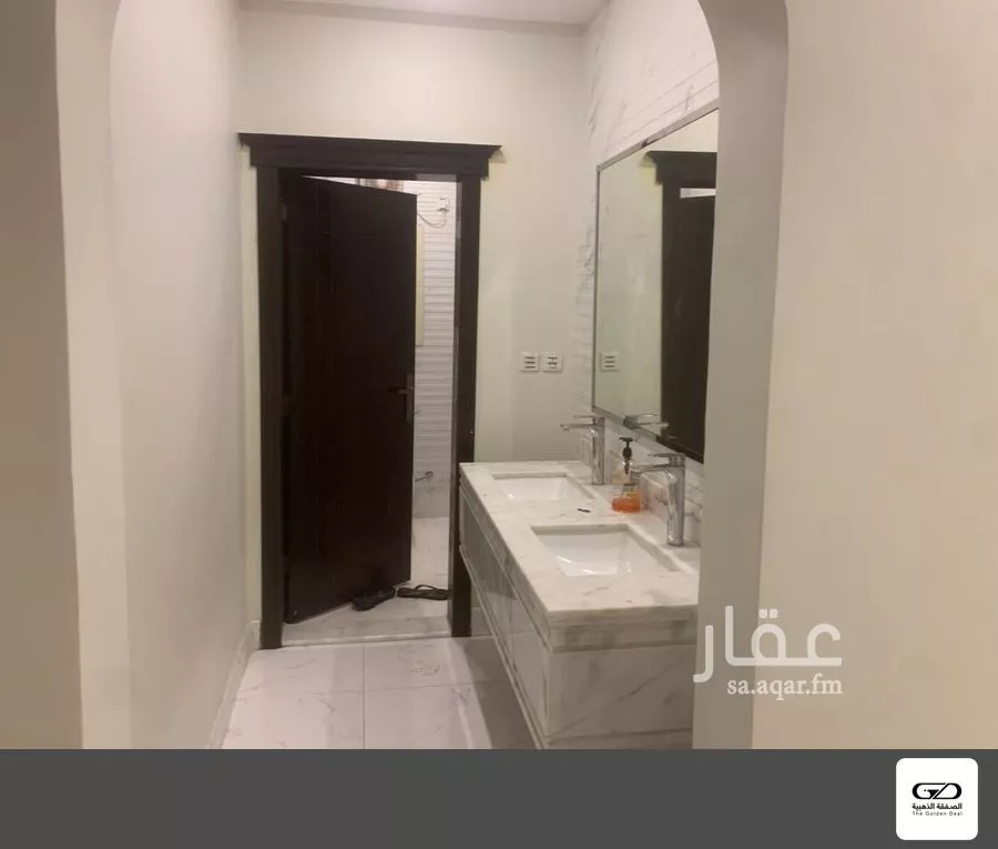 3 bedroom apartment in Al Falah 5