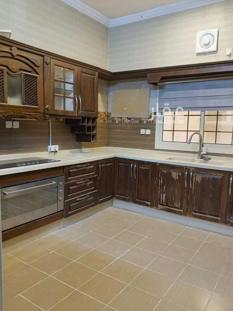 4 bedroom apartment in Al Basateen 9