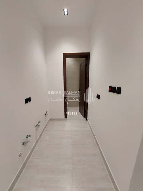 5 bedroom floor in Al Maizilah 2