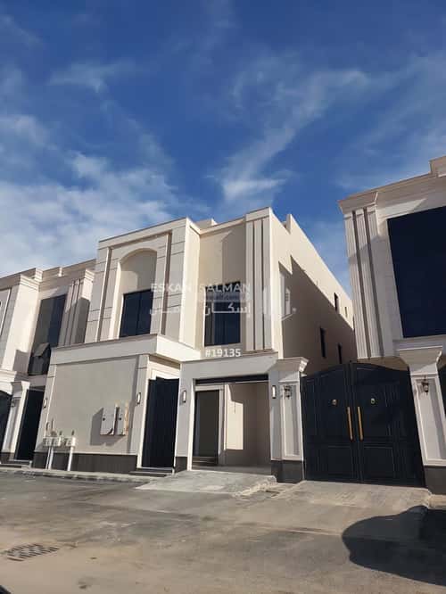 5 bedroom floor in Al Maizilah 3