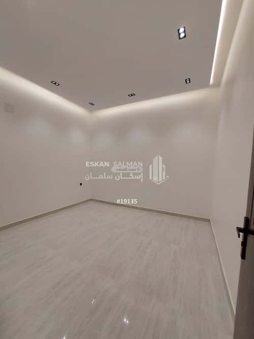 5 bedroom floor in Al Maizilah 7