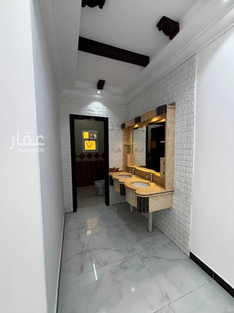 3 bedroom villa in Dhahrat Laban, Riyadh 8