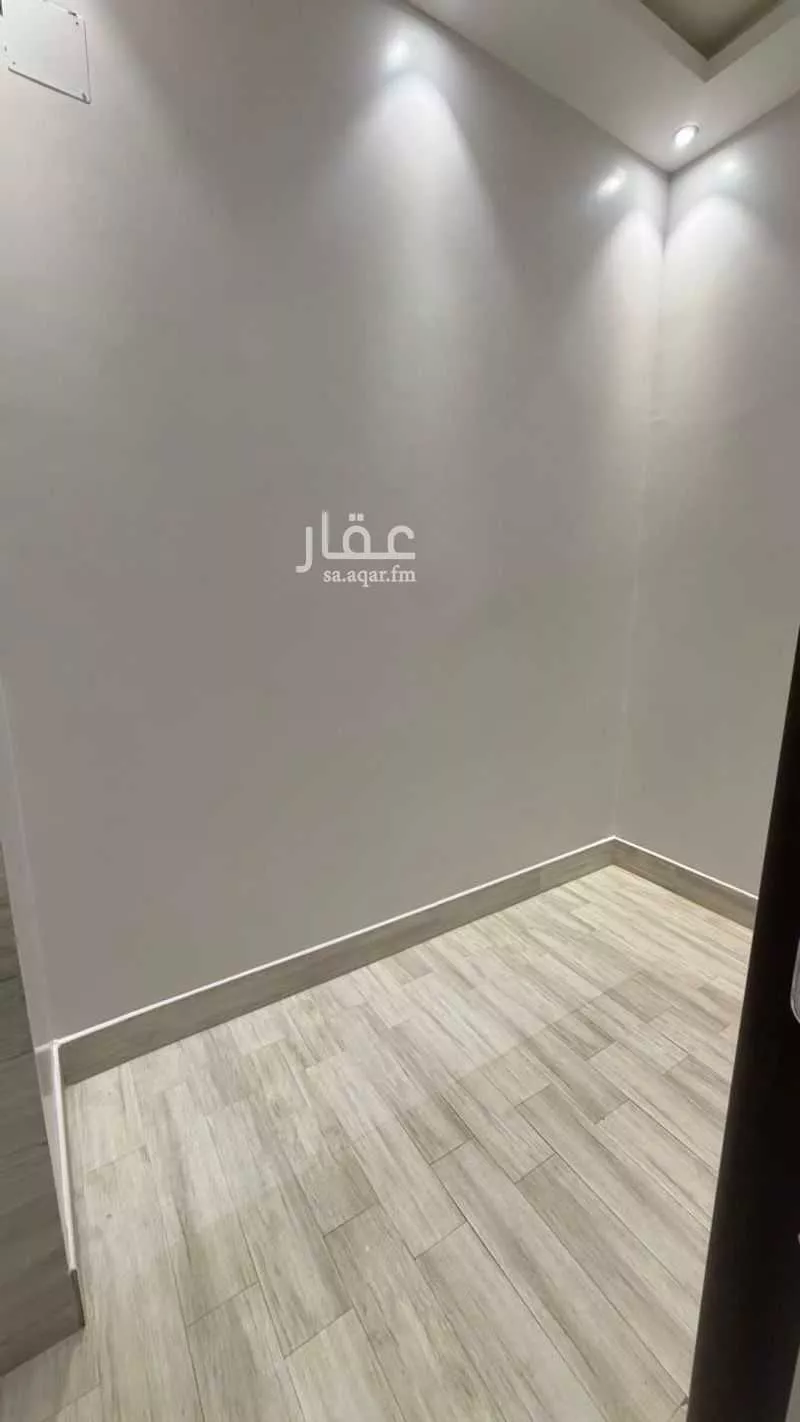 7 bedroom villa in Al Aridh, Riyadh 23