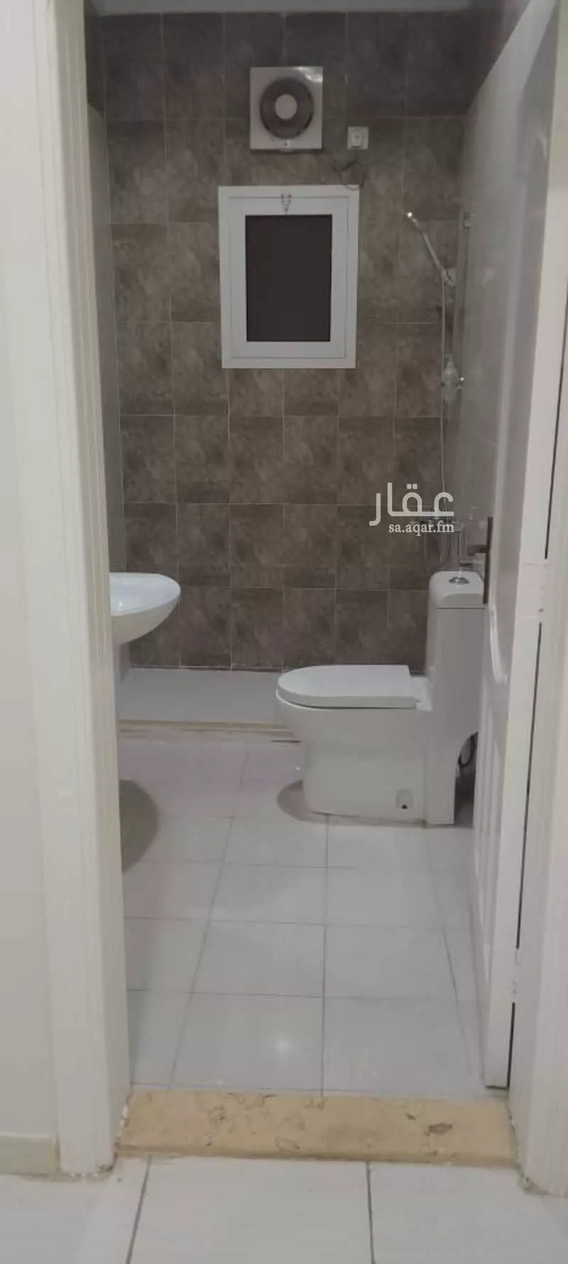 شقة 4 غرف في مشرفة 3