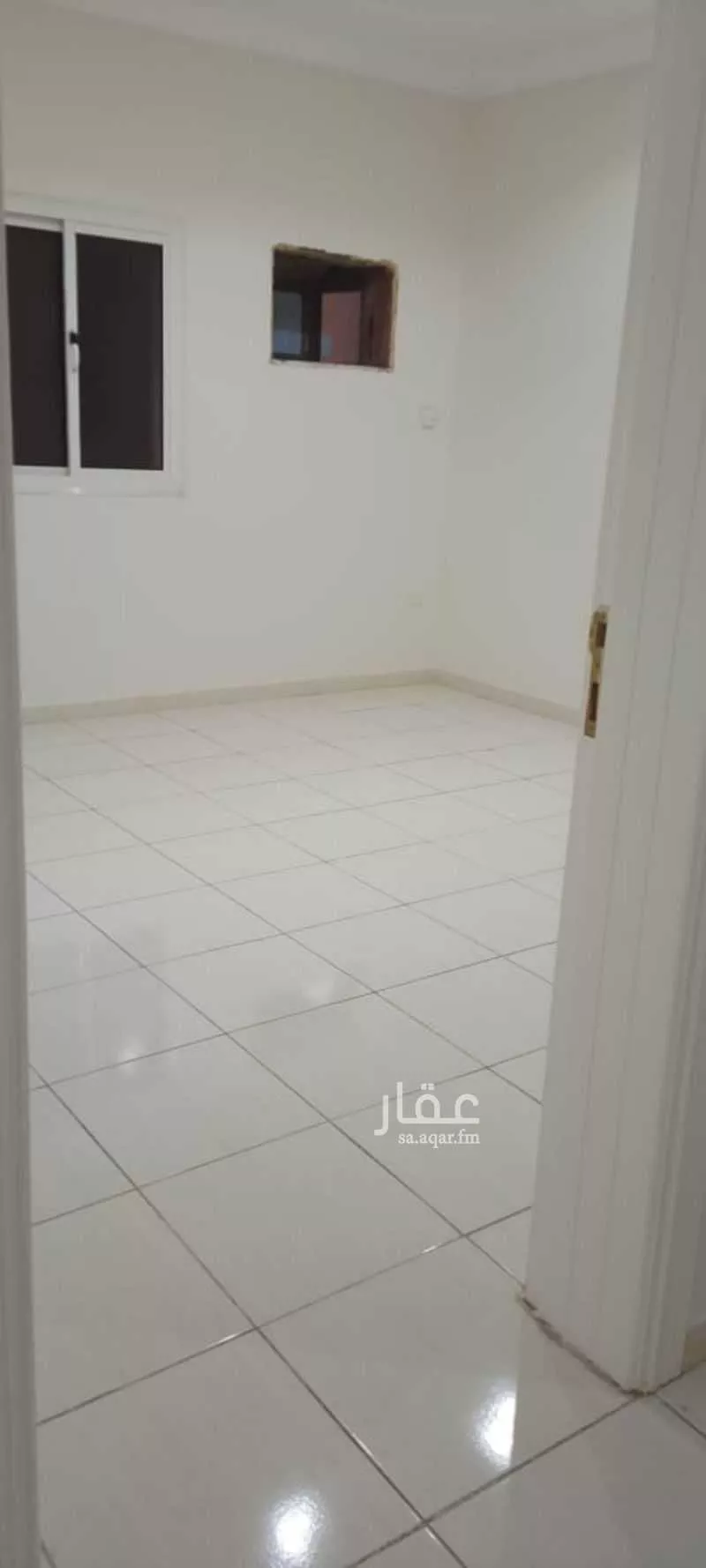 شقة 4 غرف في مشرفة 4
