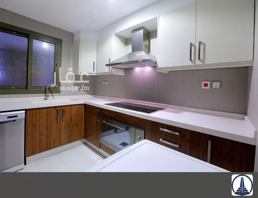 3 bedroom apartment in Al Shati 2