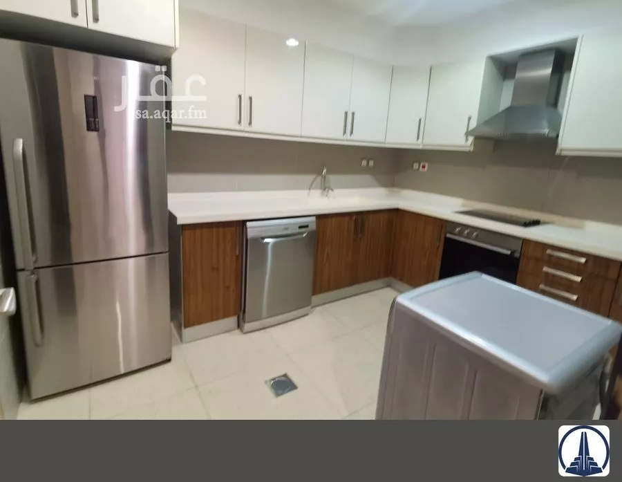 3 bedroom apartment in Al Shati 8