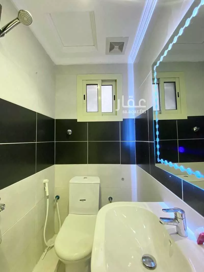 5 bedroom apartment in Al Zahra 9