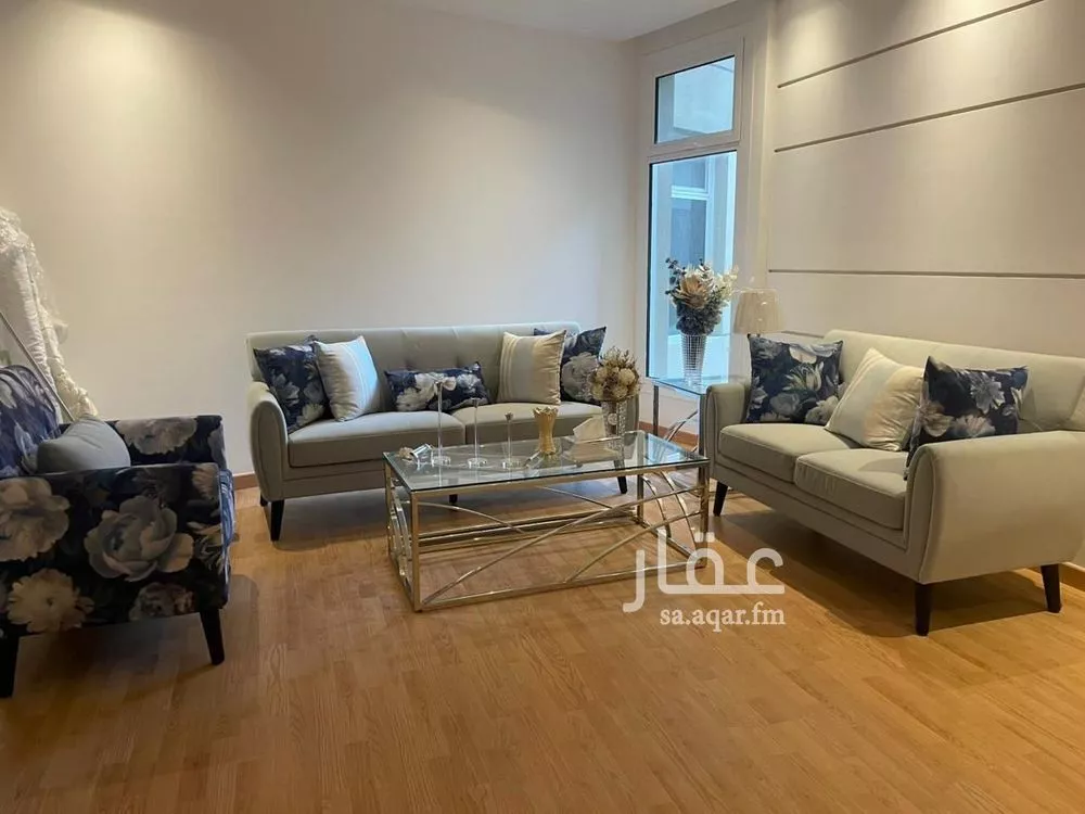 5 bedroom apartment in Al Safa 3