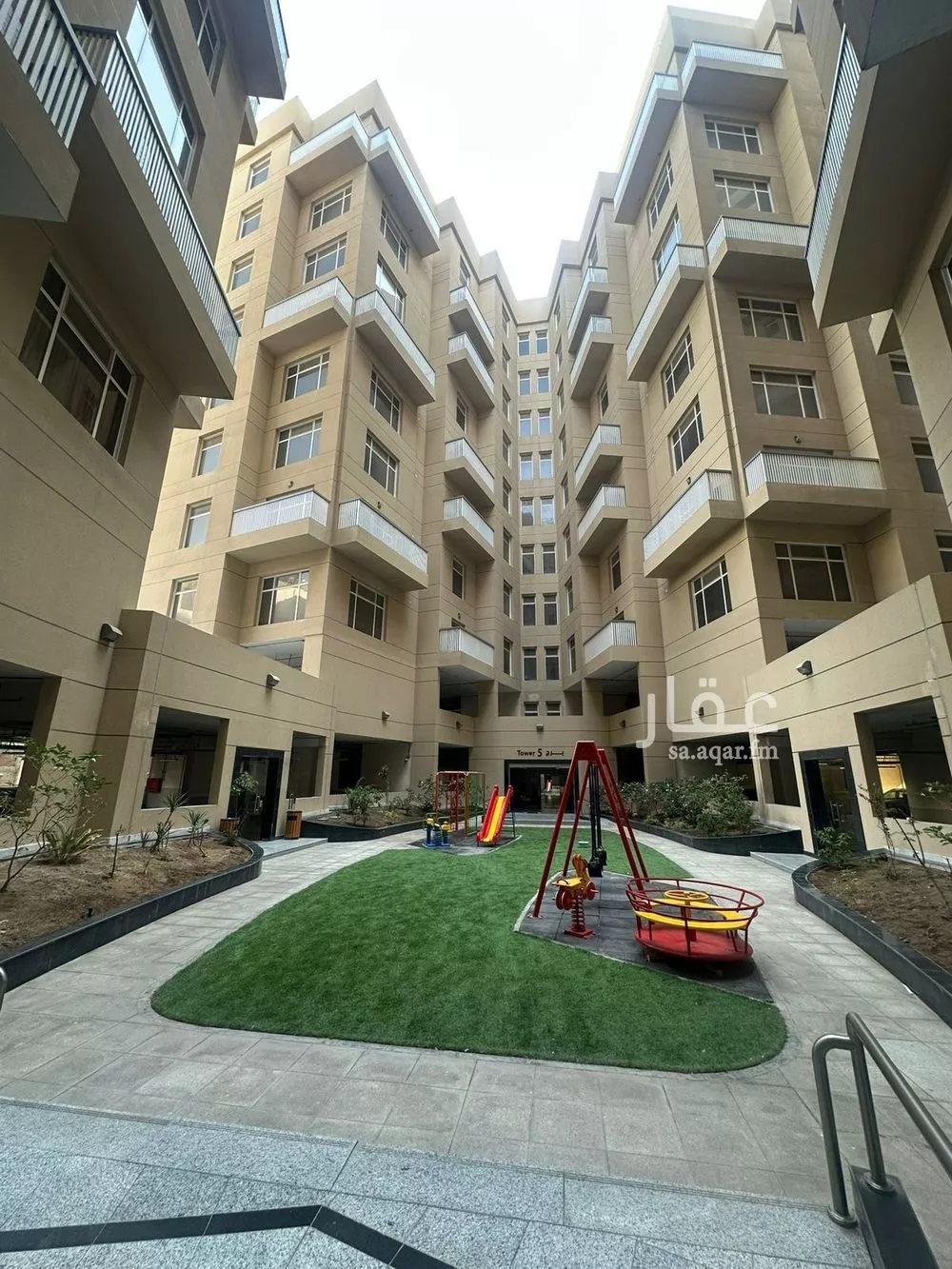 5 bedroom apartment in Al Safa 21