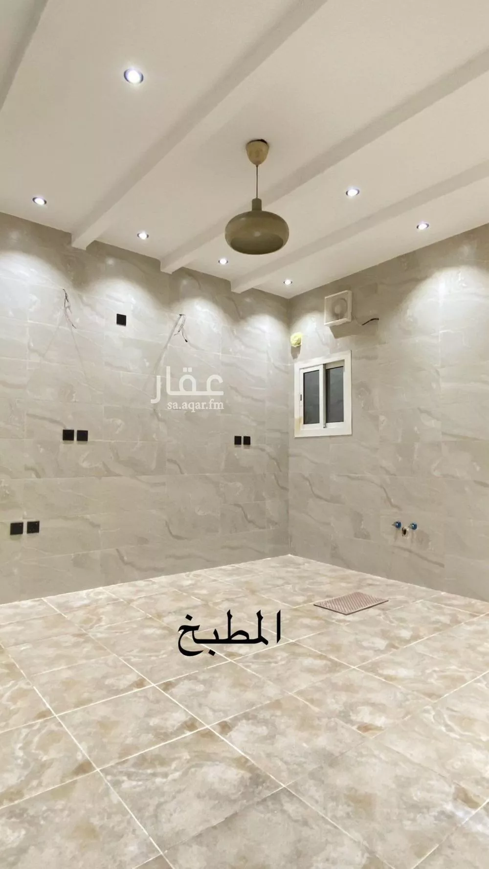 6 bedroom apartment in Al Safa 5