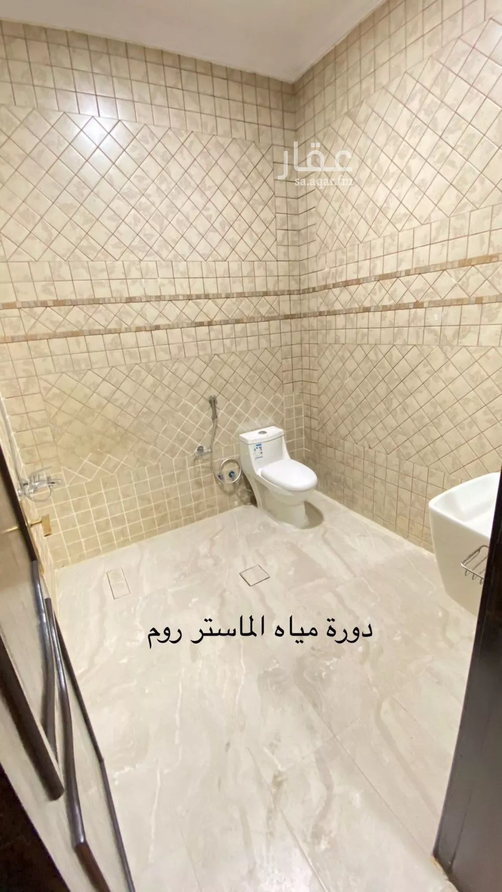 6 bedroom apartment in Al Safa 10