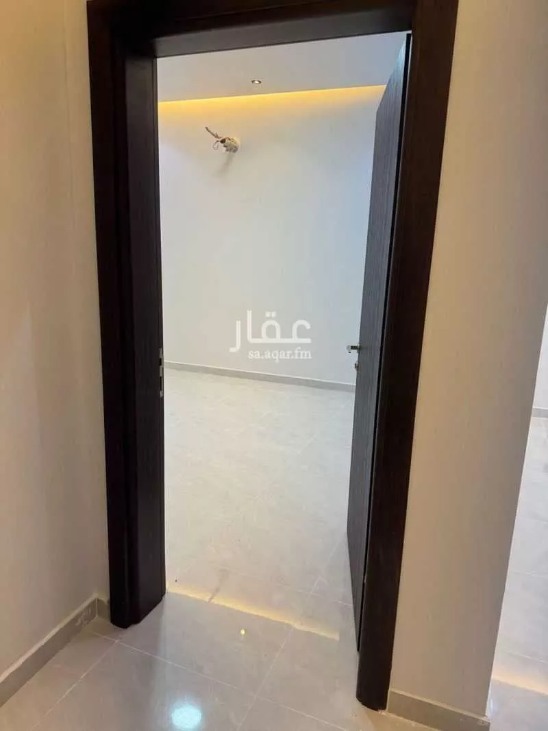 3 bedroom apartment in Al Bashaer 5
