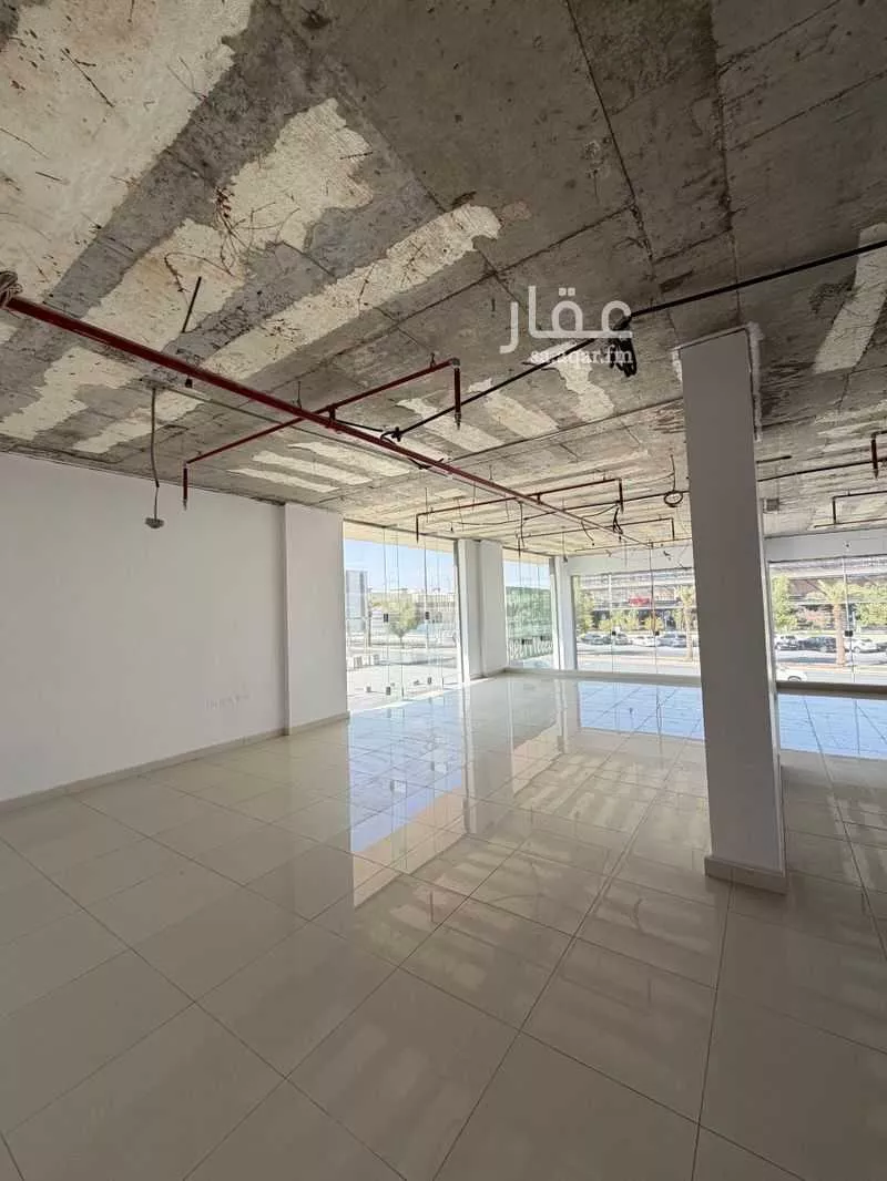 shop in Hittin, Riyadh 8