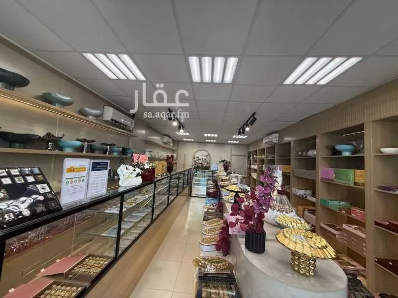 shop in Al Aziziyah, Riyadh 8