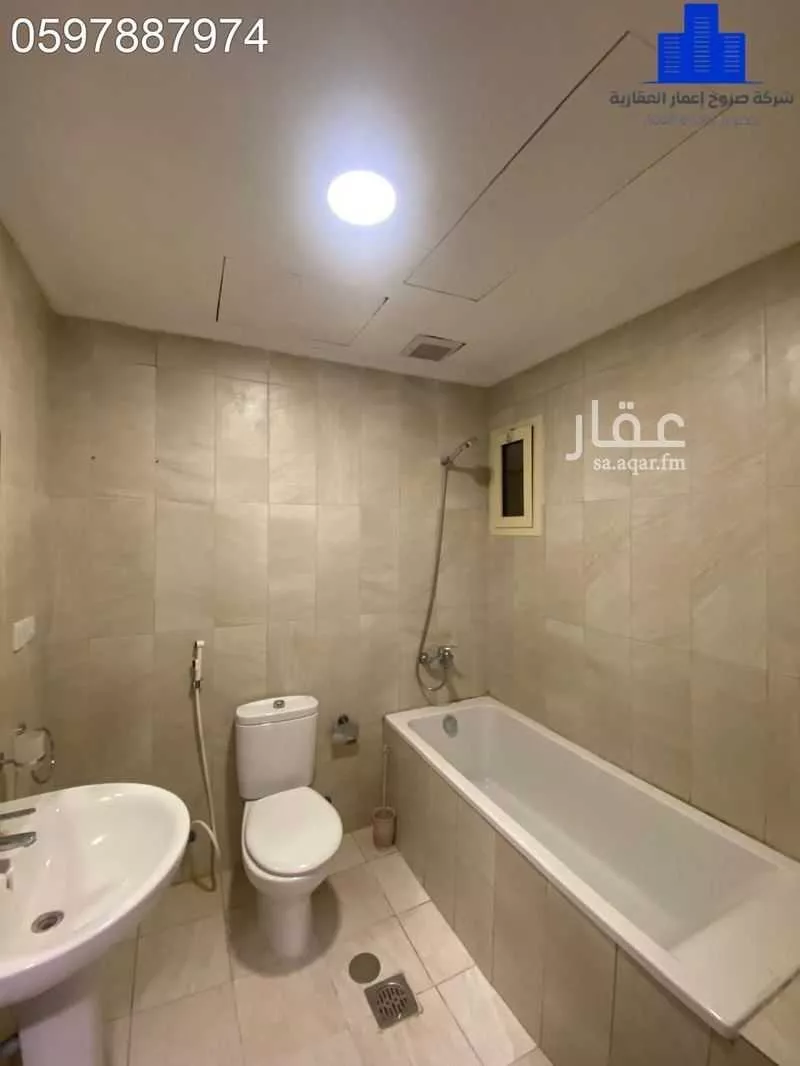 5 bedroom apartment in Al Nahda 10