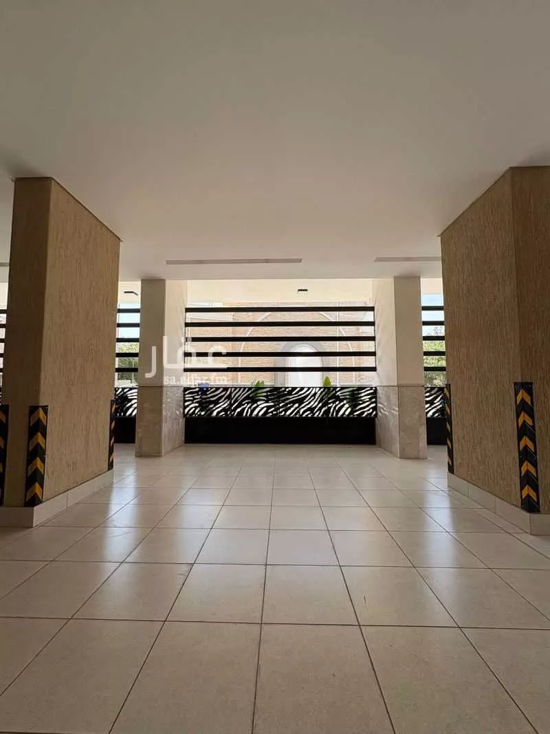 3 bedroom apartment in Al Nazlah Al Sharqiyah 4