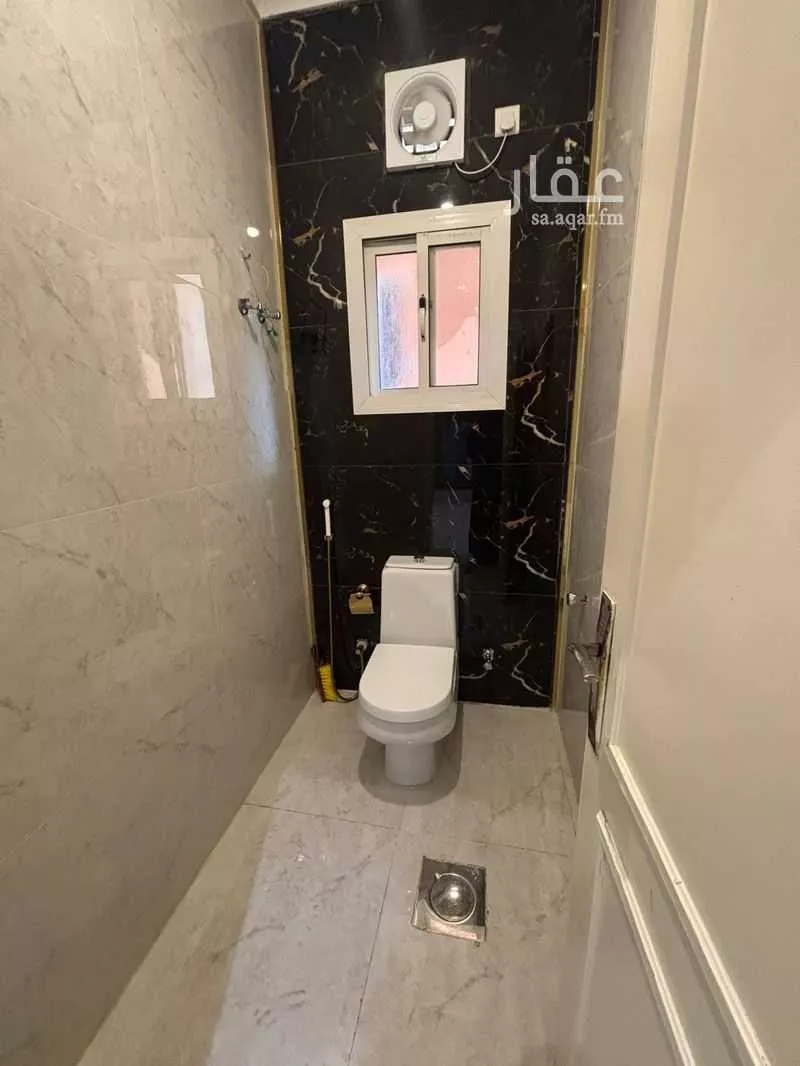 5 bedroom apartment in Al Salamah 13