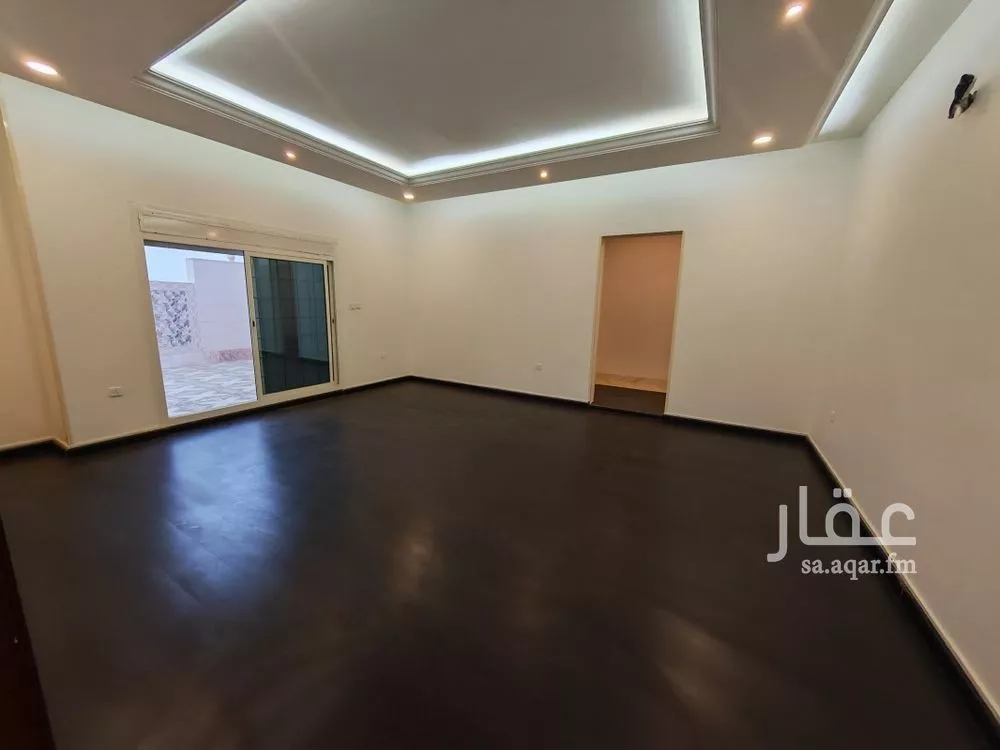 4 bedroom apartment in Al Lulu 18