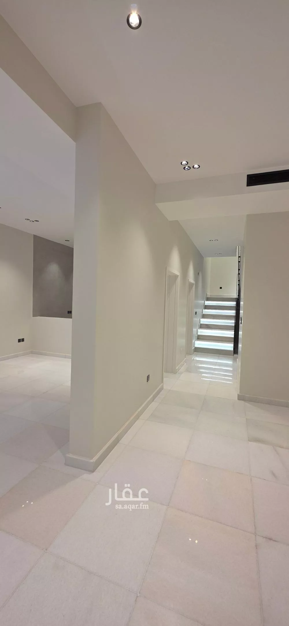 5 bedroom villa in Al Zahra 11