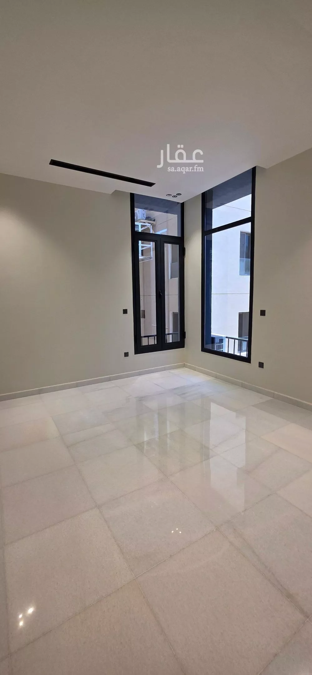 5 bedroom villa in Al Zahra 28