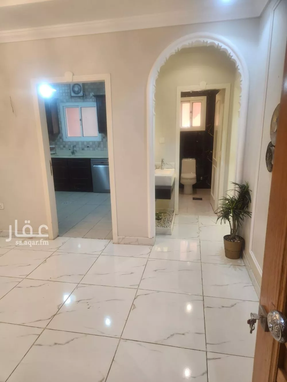 5 bedroom apartment in Al Salamah 19