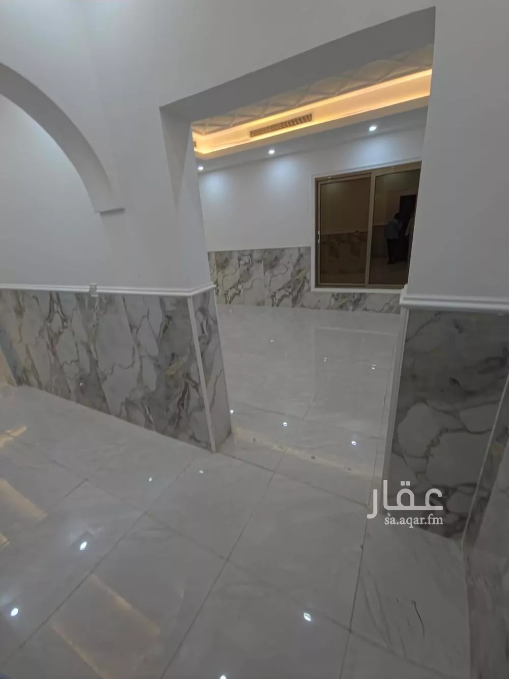 5 bedroom apartment in Al Salamah 10