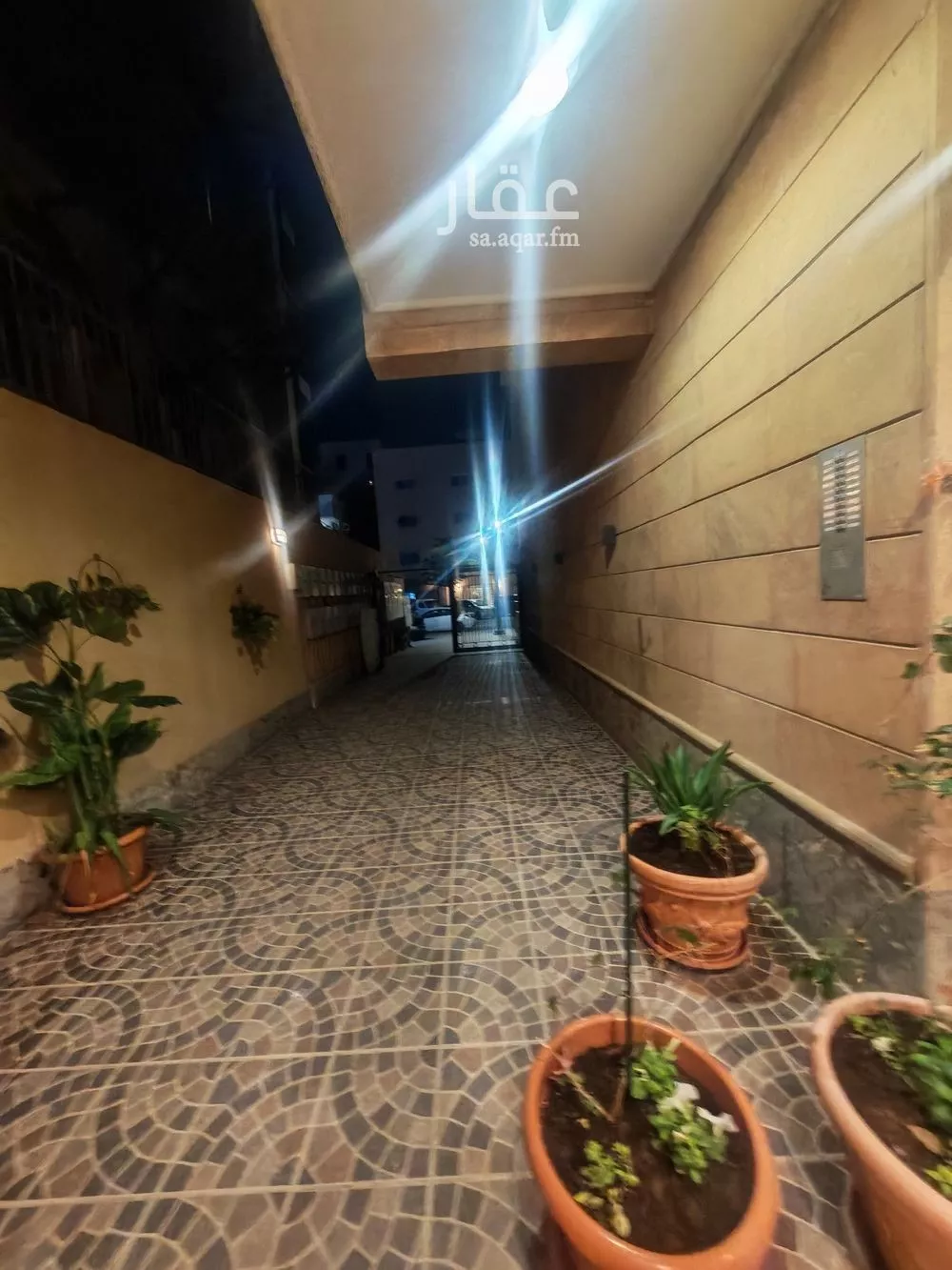 3 bedroom apartment in Al Salamah 6