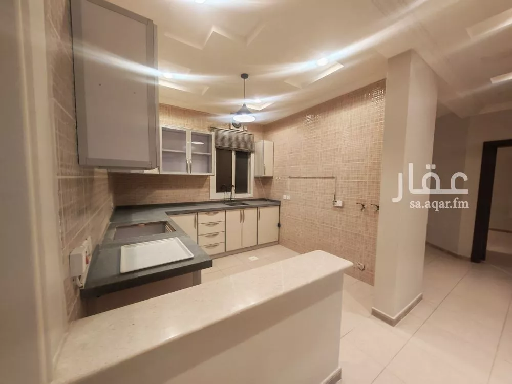 3 bedroom apartment in Al Salamah 9