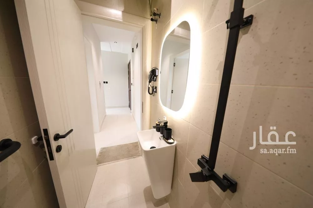 1 bedroom apartment in Al Salamah 13