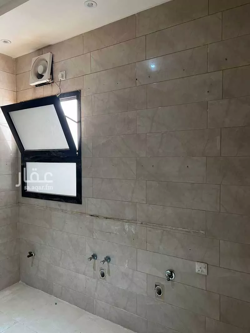 5 bedroom apartment in Al Rughamah, Jeddah 17